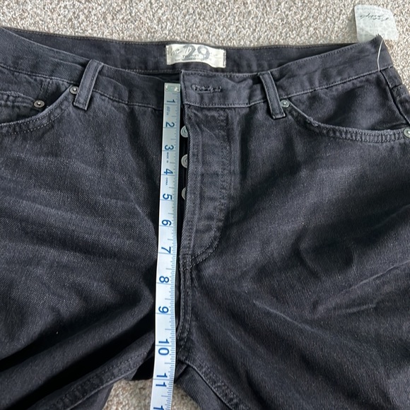 We The Free people button fly distressed straight leg black high rise Sz 29 - Picture 8 of 9